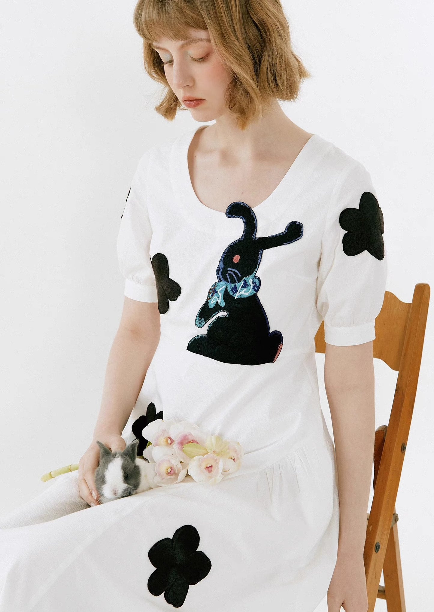 rabbit flower embroidery waist dress 