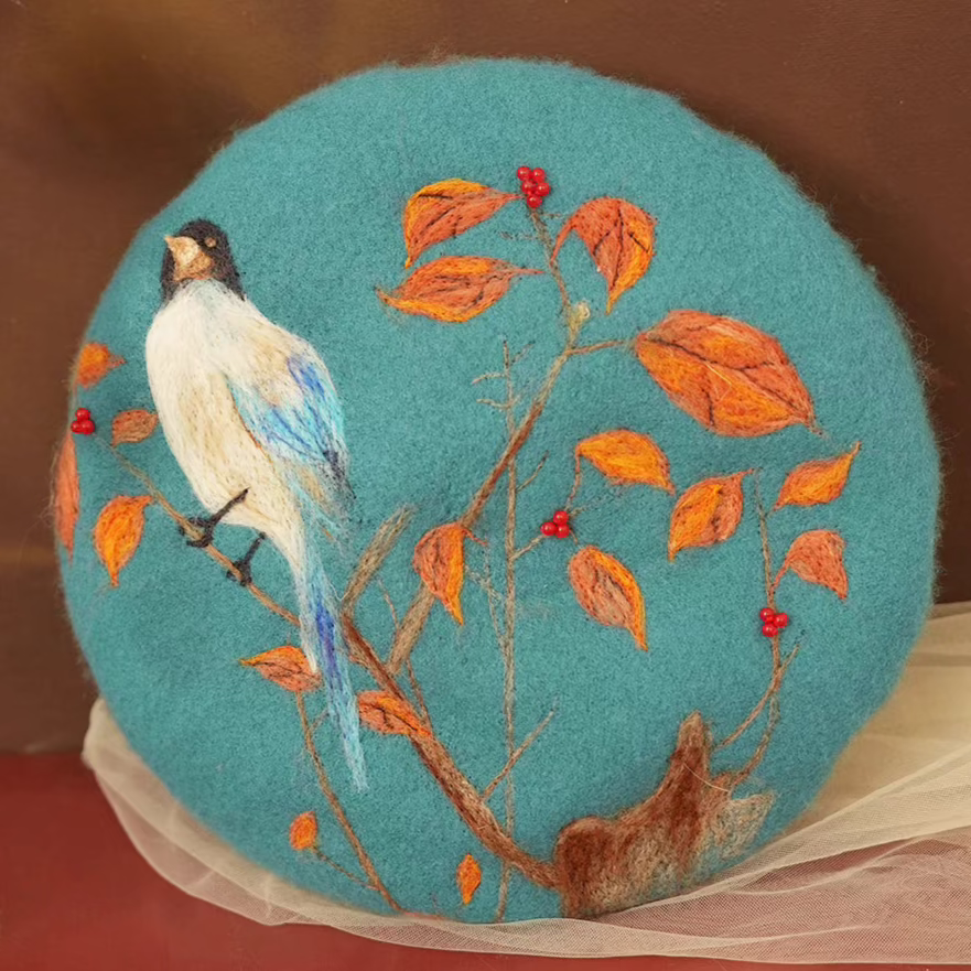 Chinese-style wool felt flower and bird elegant beret