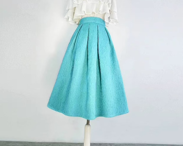 slim and versatile mid-length tutu skirt