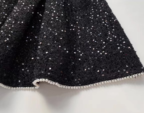 Hepburn style black skirt