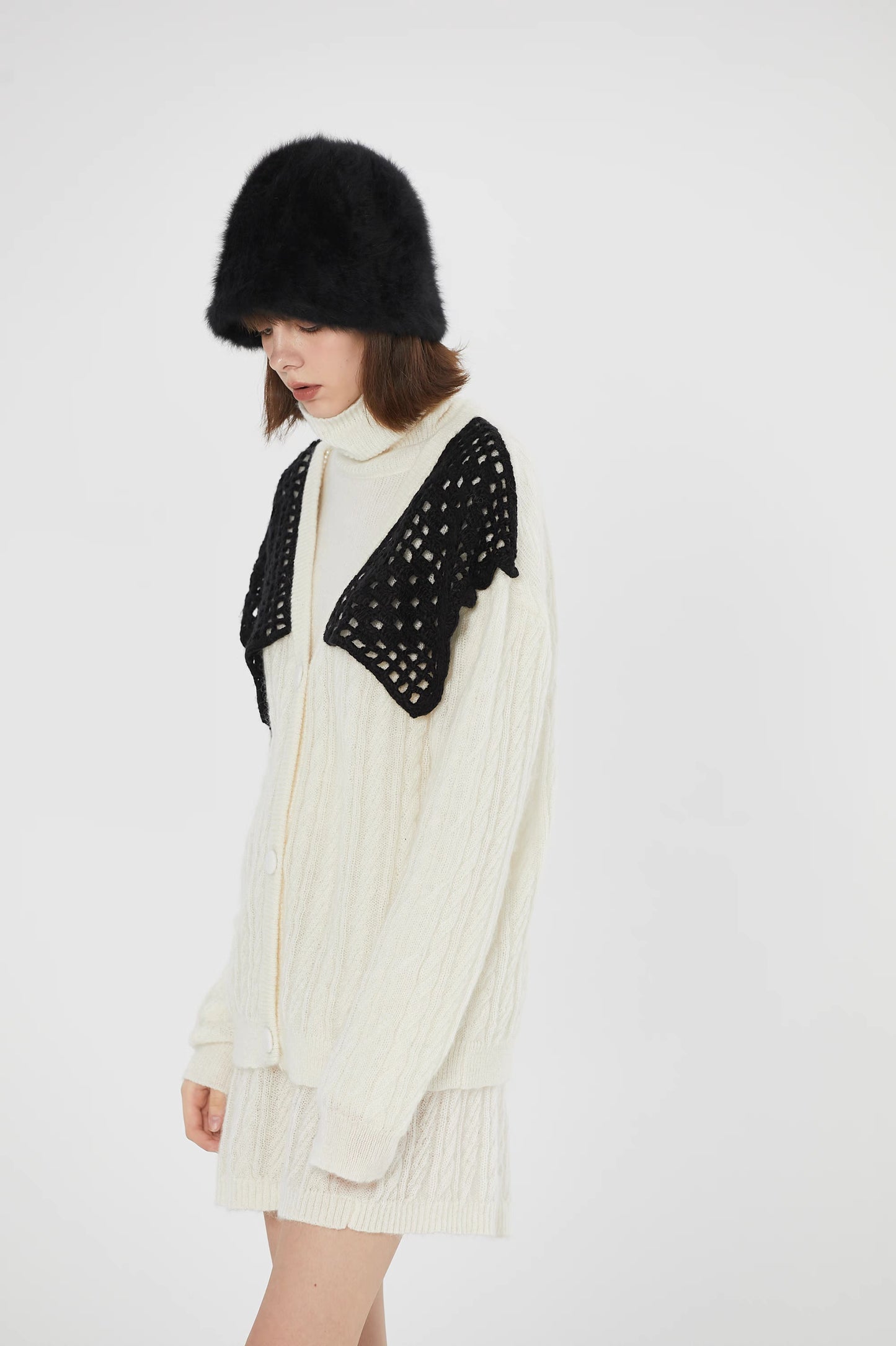 black and white stitching hollow knitted cardigan