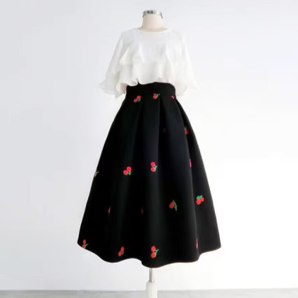 black versatile butt-covering puff skirt 