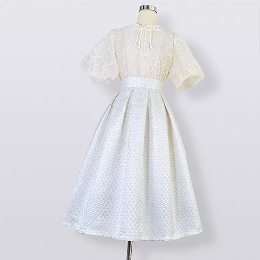 high-waisted A-line white puffy skirt 