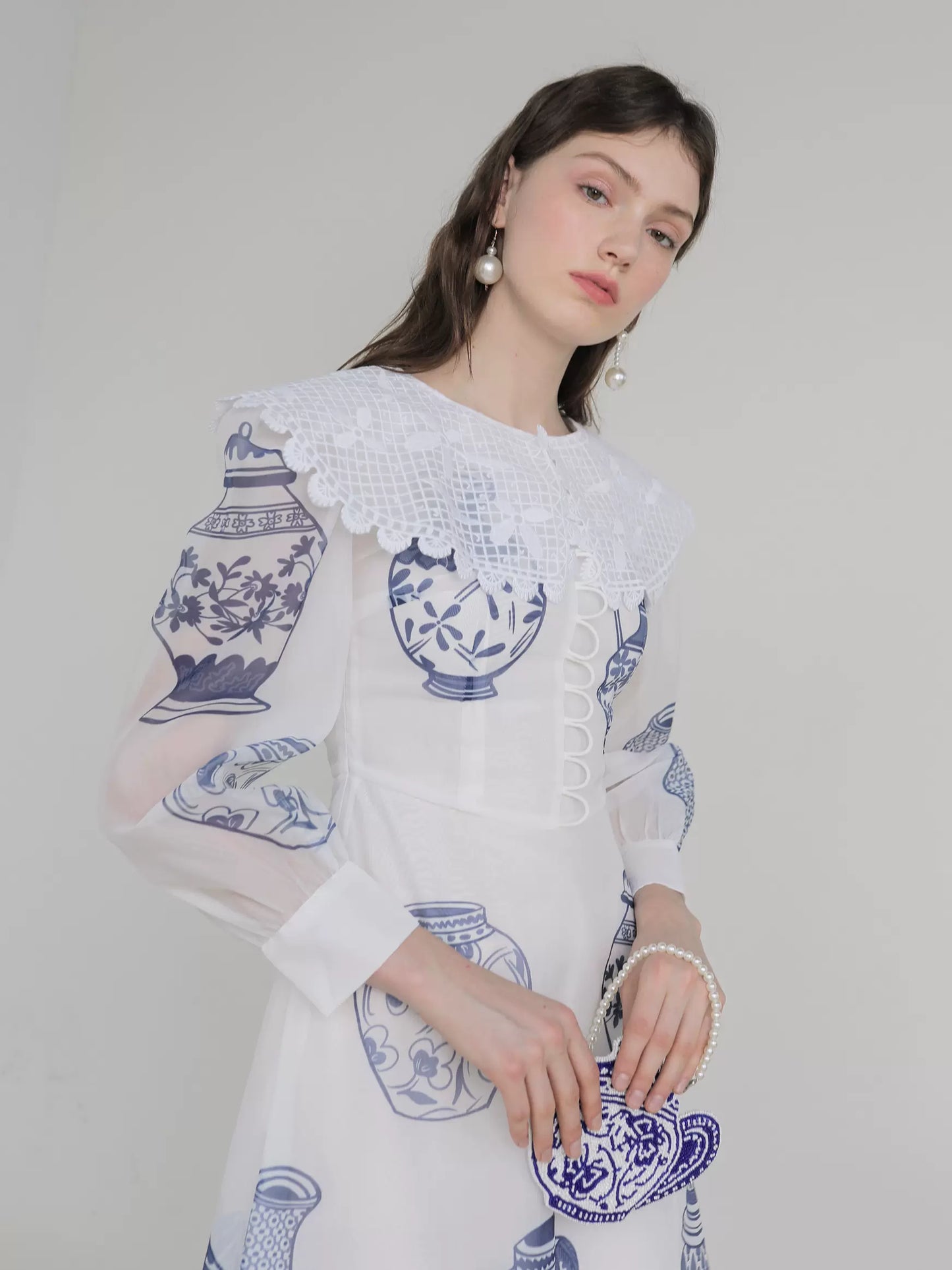 blue and white porcelain embroidered large lapel long-sleeved dress