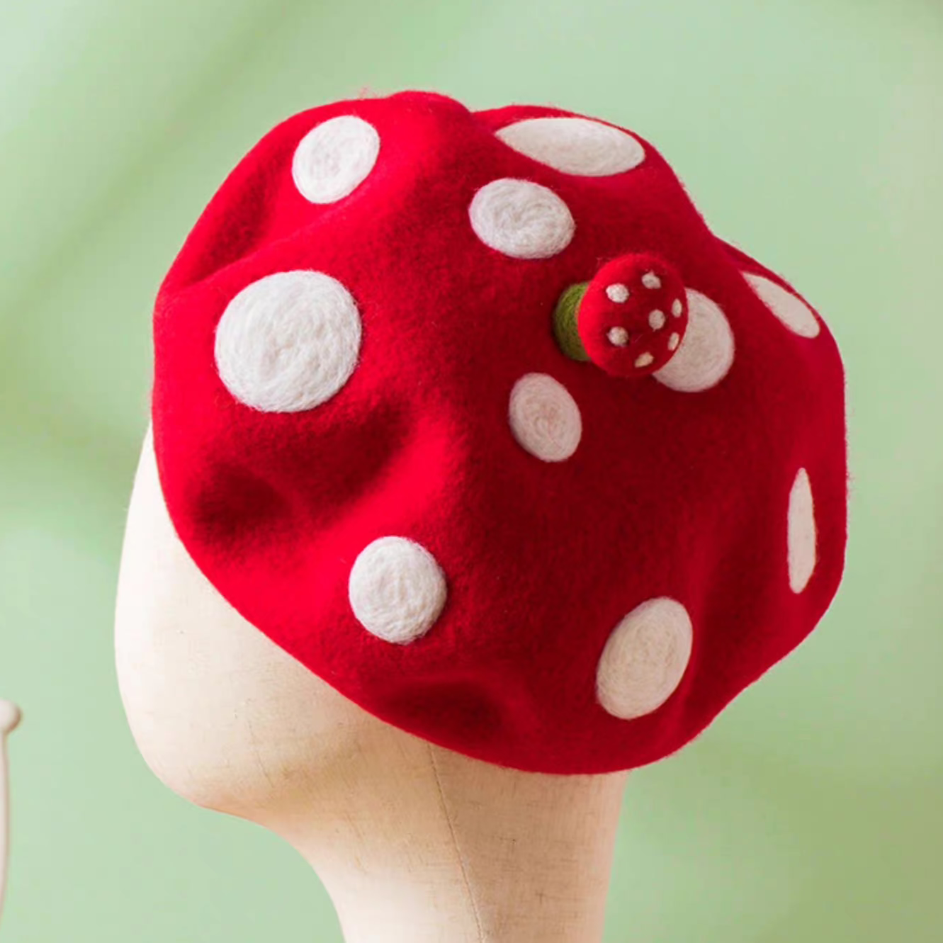 wool felt with small mushroom beret