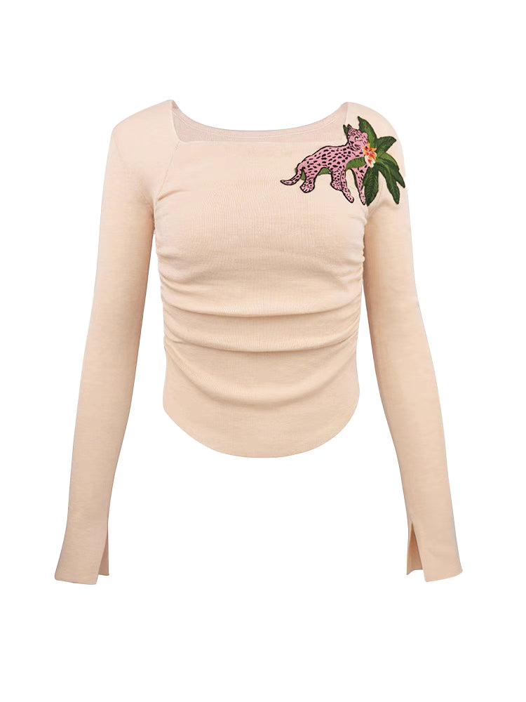 pink leopard embroidered square neck T-shirt 