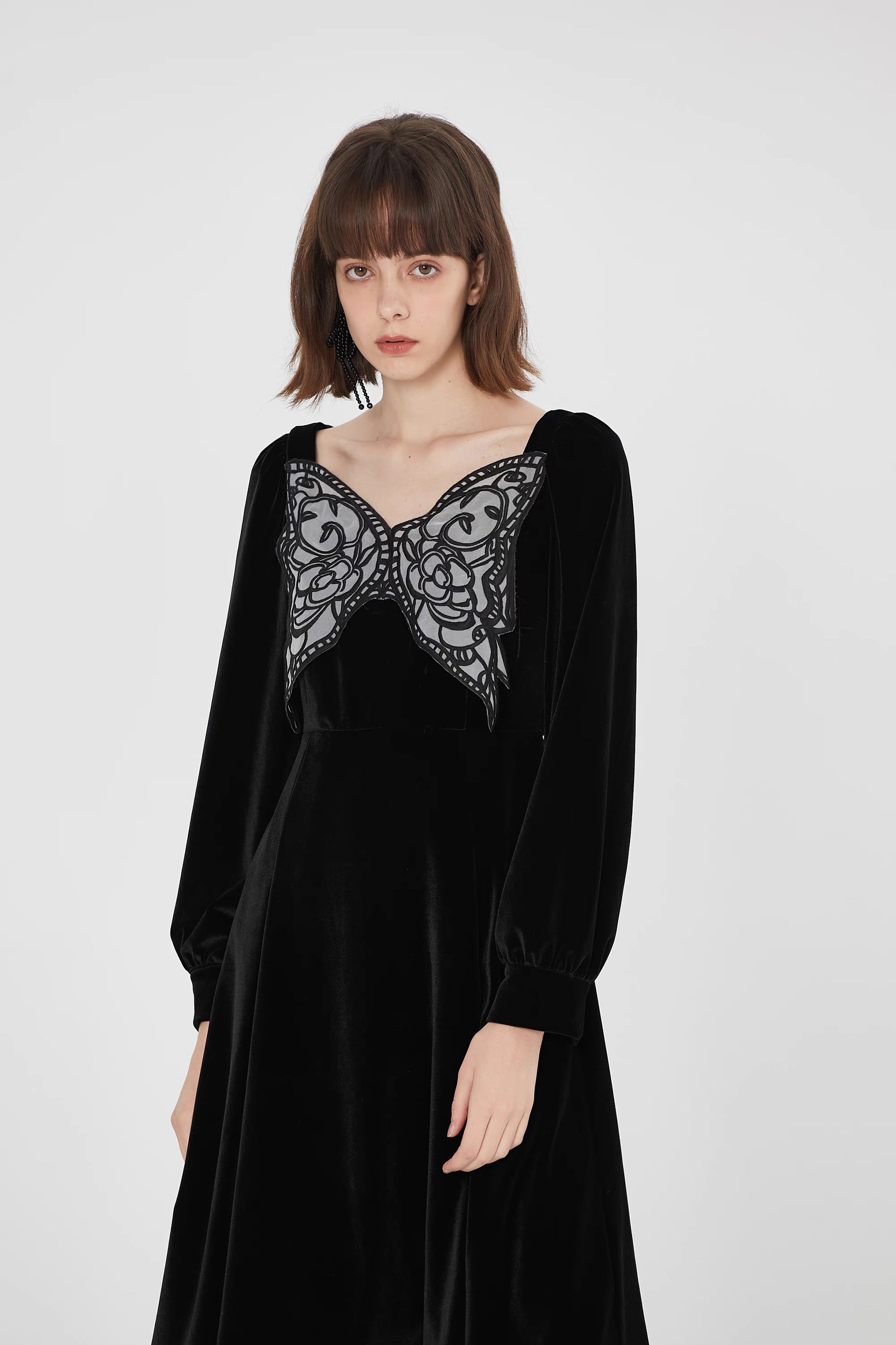 Square Neck Black Butterfly Velvet Long Sleeve Dress remulia Square Neck Black Butterfly Velvet Long Sleeve Dress remulia