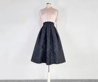 Hepburn-style black tutu skirt