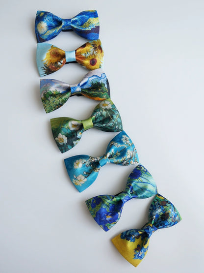 “Iris” bow tie (green)