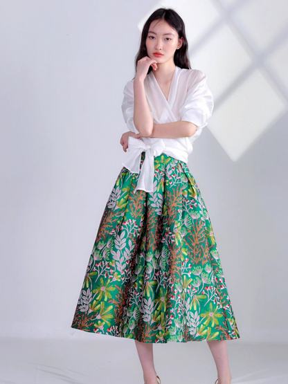 green embroidered fresh and elegant skirt