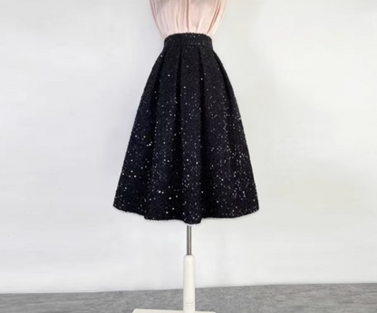 Hepburn style black skirt