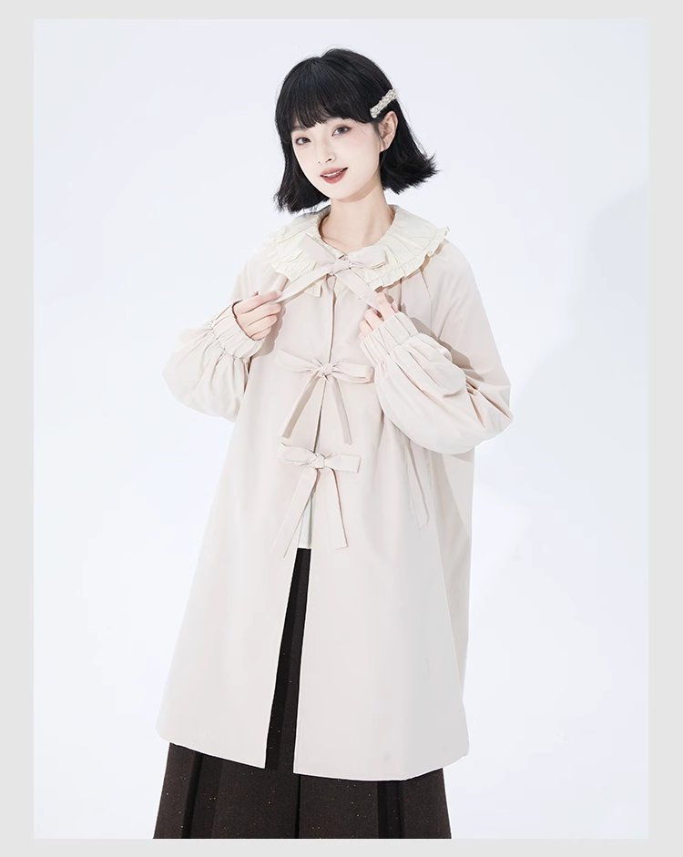 Beige lotus leaf collar long sleeve shirt