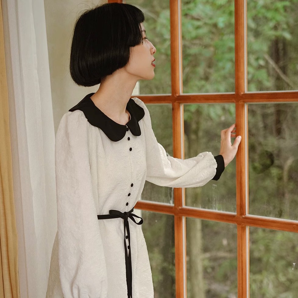Cream rose dark pattern French doll collar dress