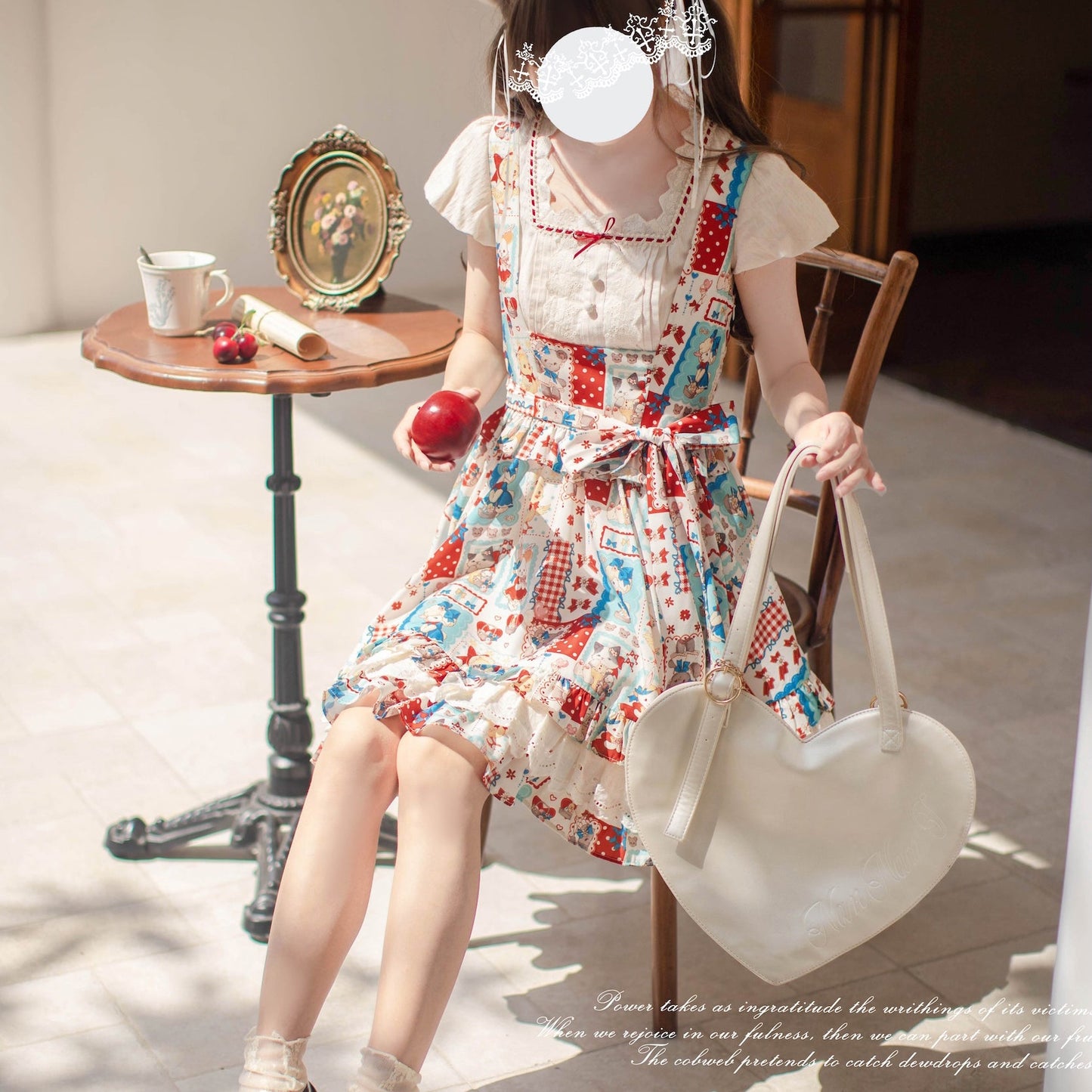 絵本のお嬢様のジャンパースカートとトップス