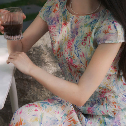 水彩の花群集トップスとロングスカート