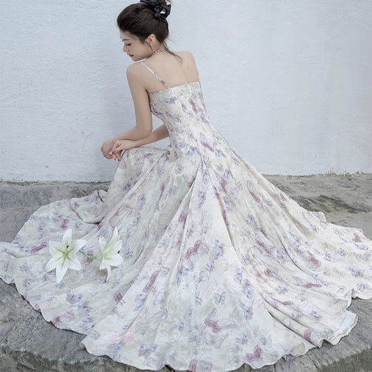 蝶々と花の水彩画キャミソールワンピースとシフォンカーディガン