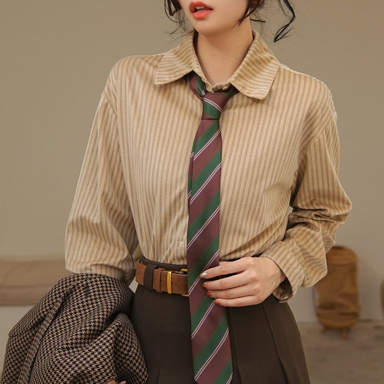 文学令嬢のストライプブラウス