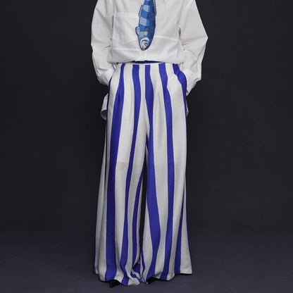 青紫の縦縞ストライプワイドパンツ