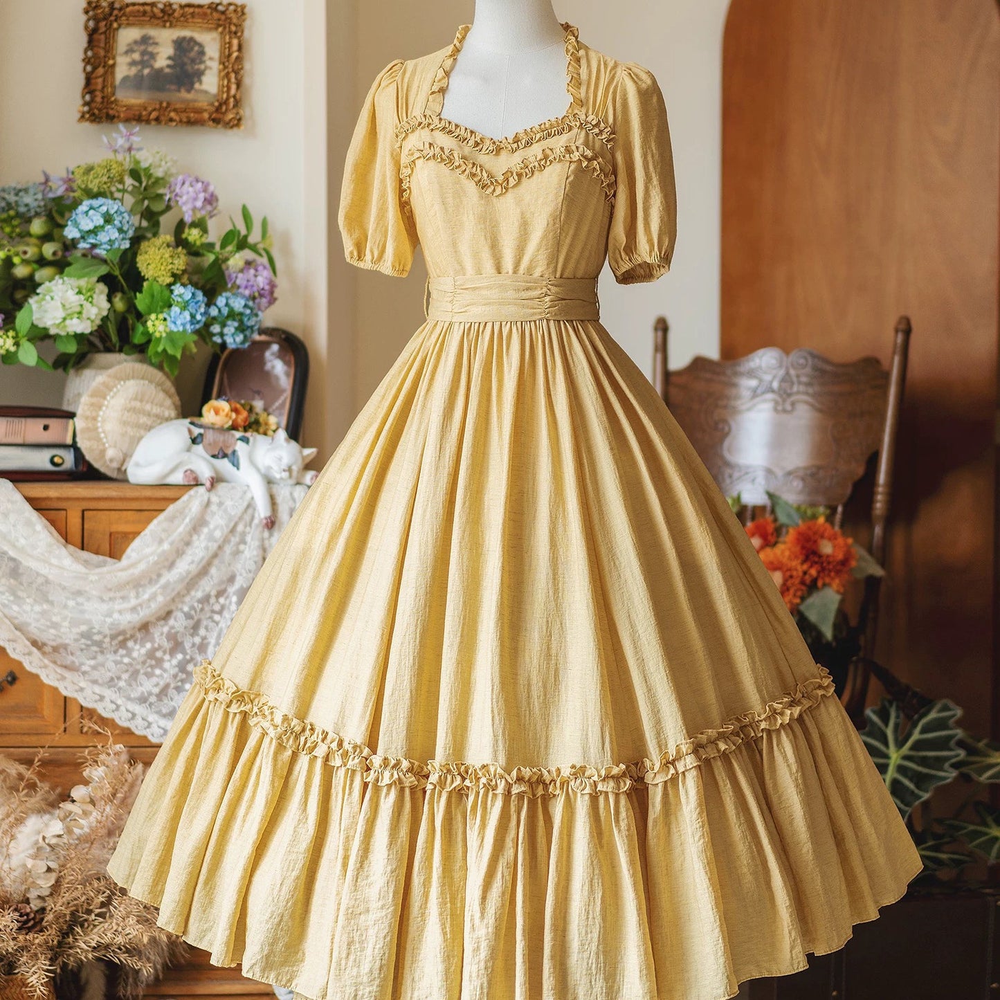 藤黄のお嬢様のクラシカルワンピース[2025年7月下旬-8月上旬発送予定]