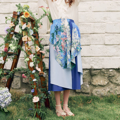 花咲く栗の枝のアシンメトリースカート