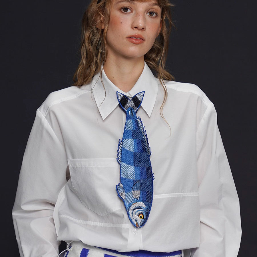 お魚の刺繍ネクタイ（ブルー）