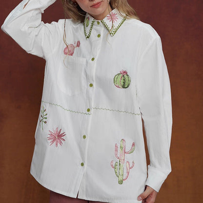 サボテンと花の刺繍ブラウス
