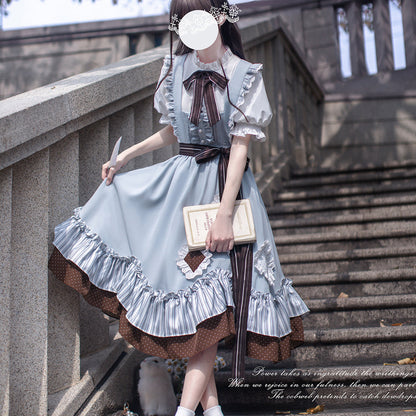 幻想のお嬢様のジャンパースカートとブラウス