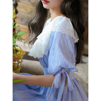 薄花色のお嬢様のロングワンピース