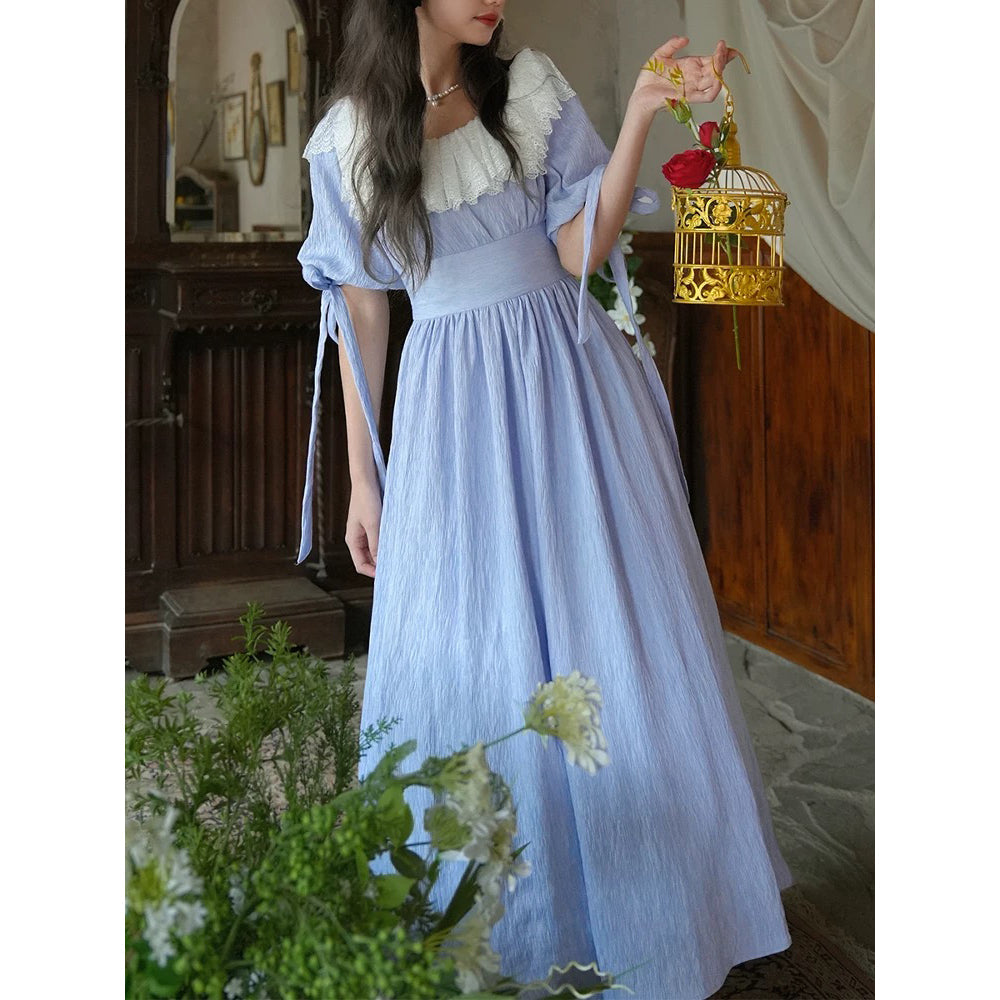 薄花色のお嬢様のロングワンピース