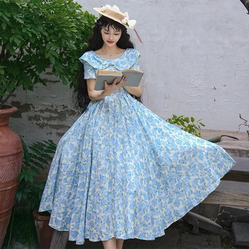 水縹の薔薇柄レトロワンピース