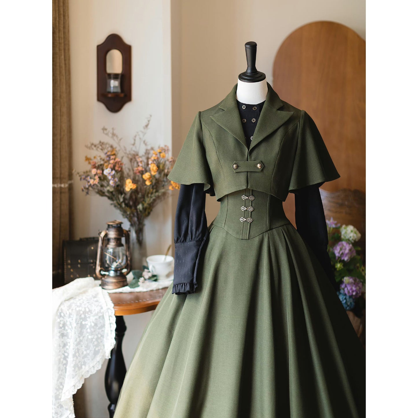 英国のお嬢様のクラシカルジャンパースカート - ロング丈（モスグリーン）