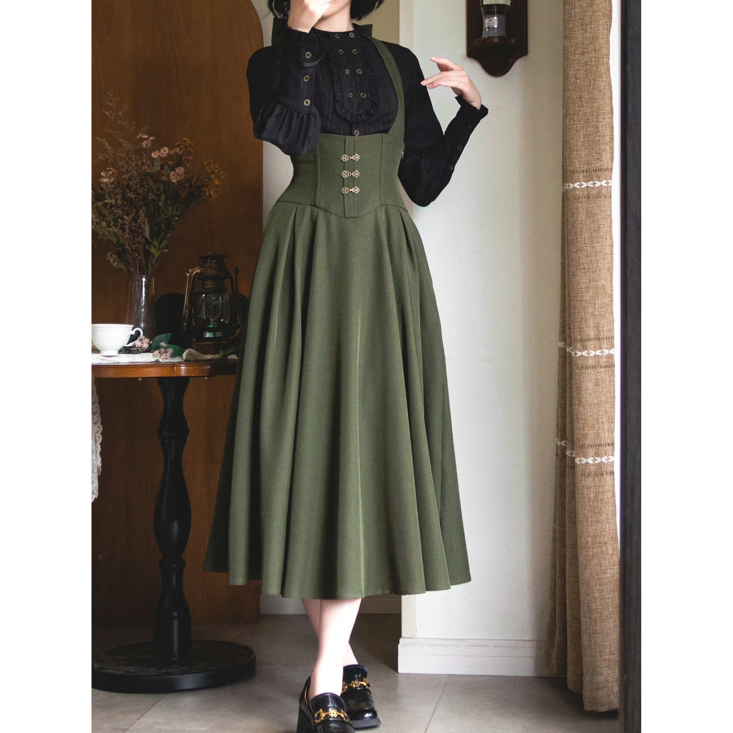 英国のお嬢様のクラシカルジャンパースカート - ロング丈（モスグリーン）