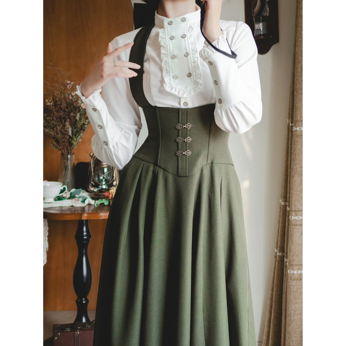 英国のお嬢様のクラシカルジャンパースカート - ロング丈（モスグリーン）