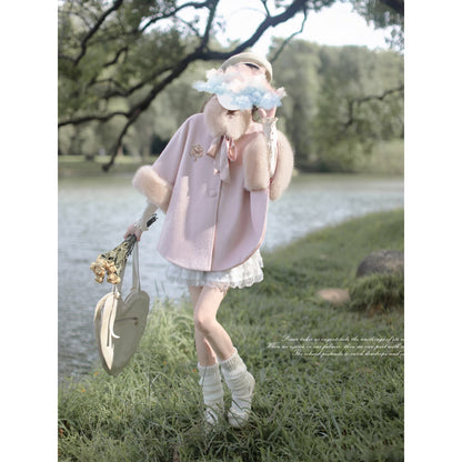 桜色のお嬢様のウールケープコート