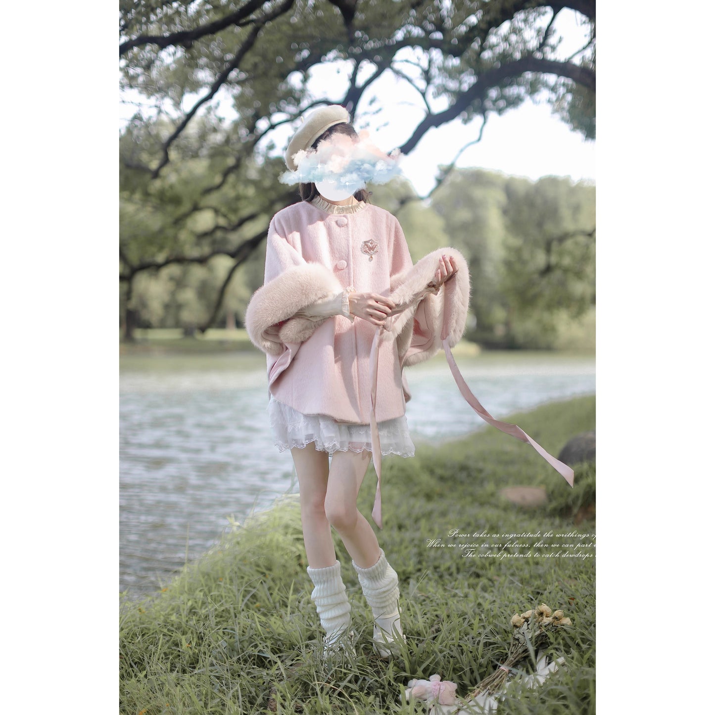 桜色のお嬢様のウールケープコート