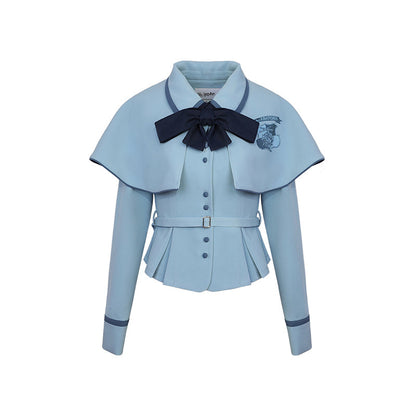 魔法学校のケープジャケットとプリーツスカート