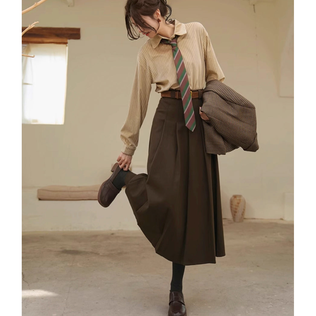 文学令嬢のストライプブラウス