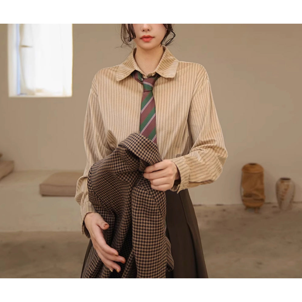 文学令嬢のストライプブラウス