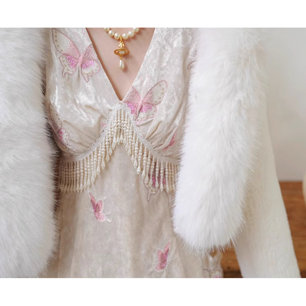 純白の王妃のファージャケット