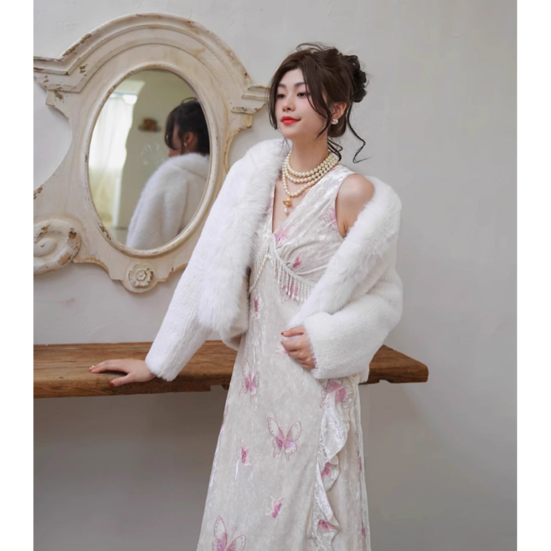 純白の王妃のファージャケット