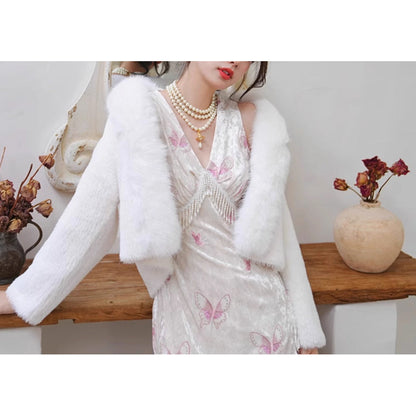 純白の王妃のファージャケット