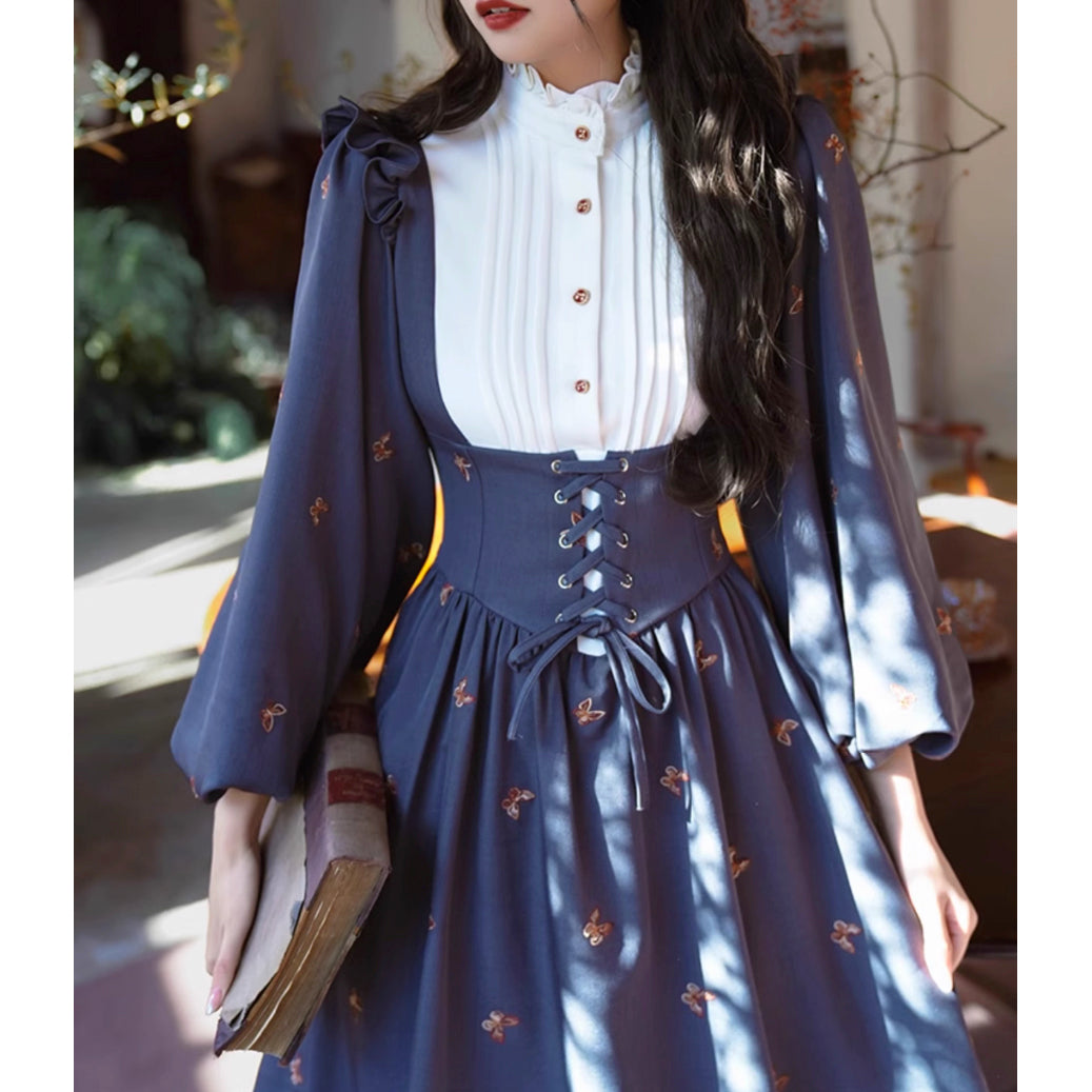 宮廷の修道女のレトロワンピース