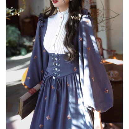 宮廷の修道女のレトロワンピース