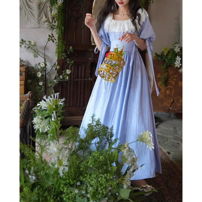 薄花色のお嬢様のロングワンピース