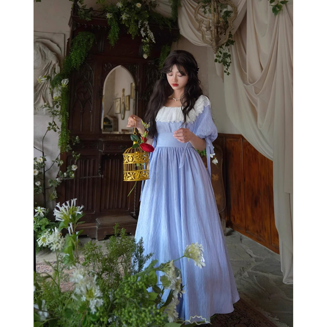 薄花色のお嬢様のロングワンピース