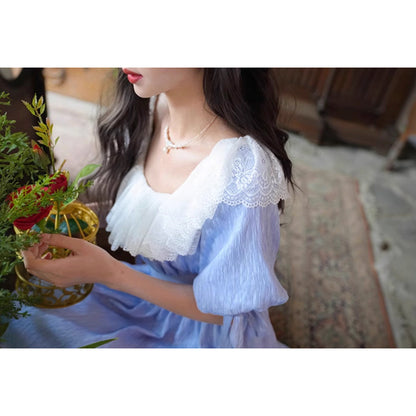 薄花色のお嬢様のロングワンピース