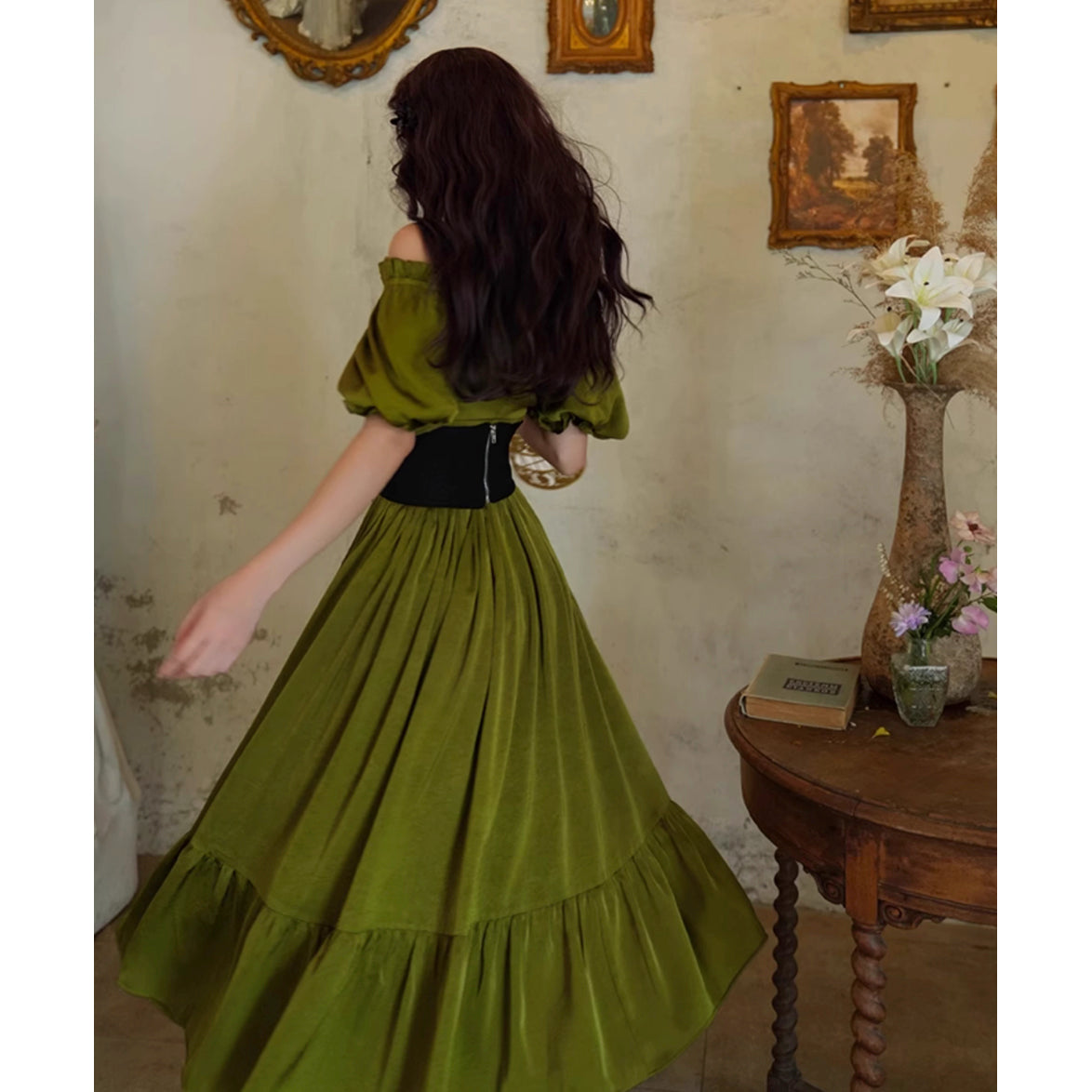 青白橡の貴婦人のレトロワンピース