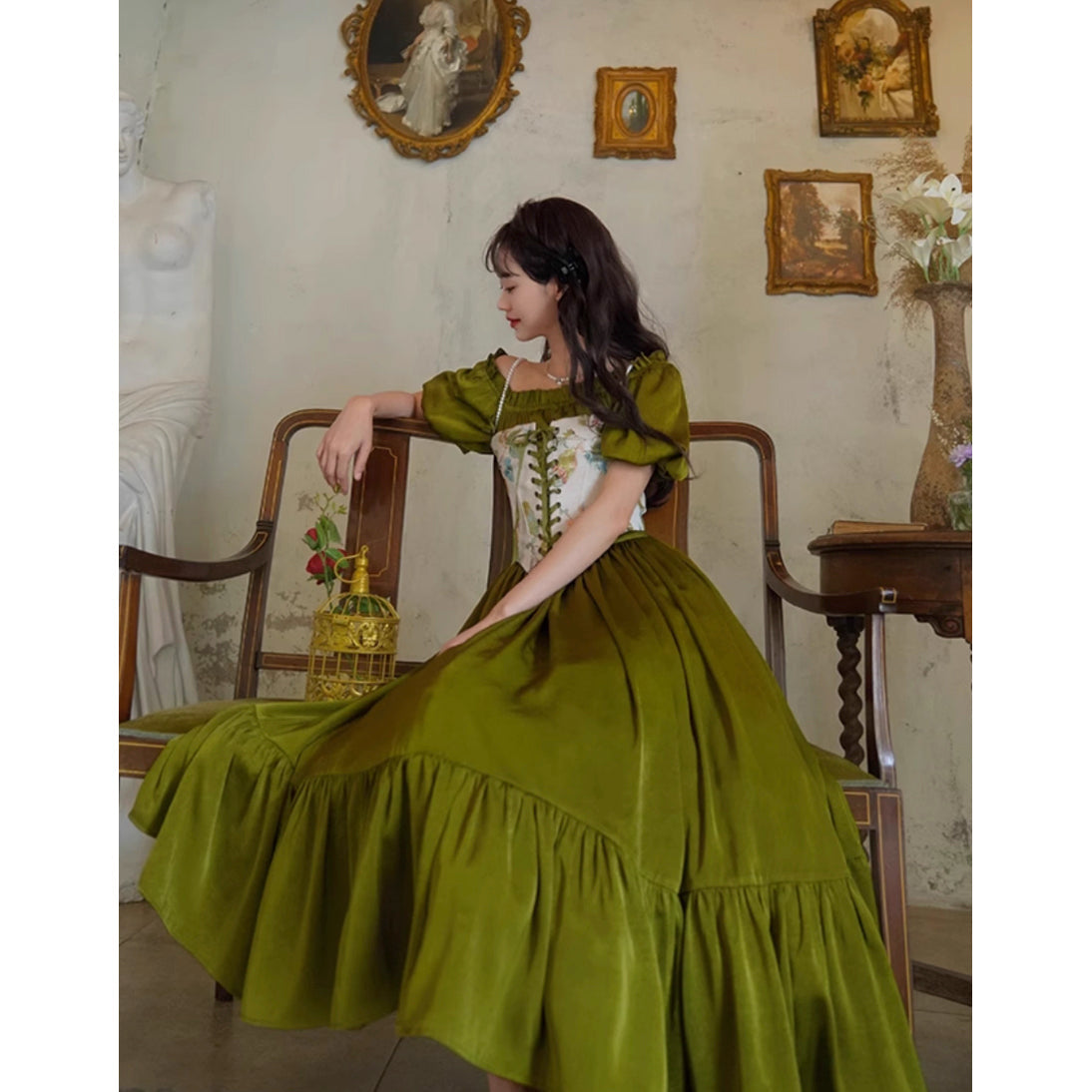 青白橡の貴婦人のレトロワンピース