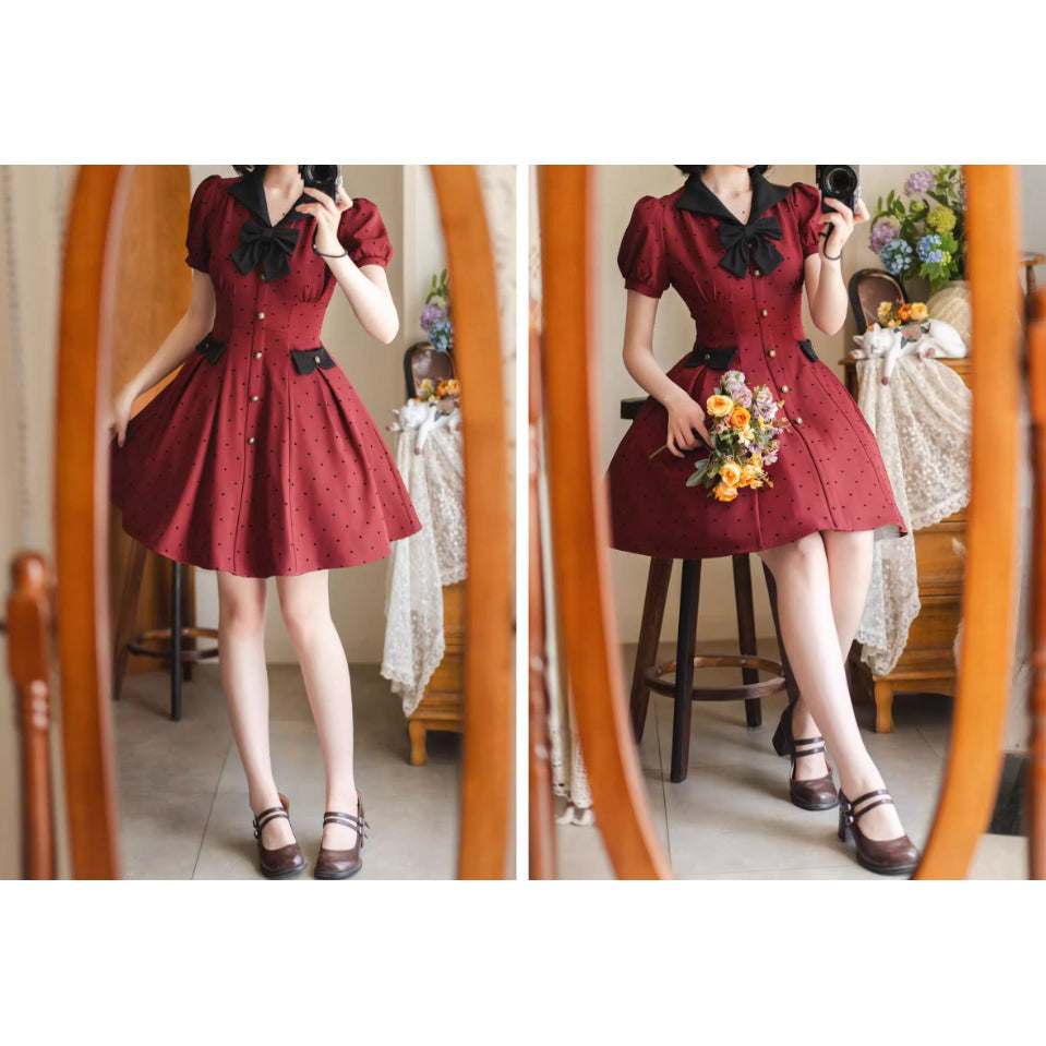 映画女優の水玉柄クラシカルワンピース - Madder Red