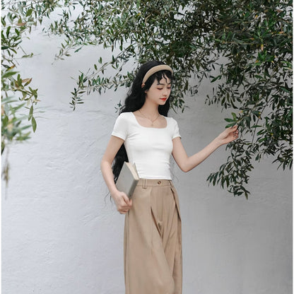 英国令嬢のフィットTシャツ